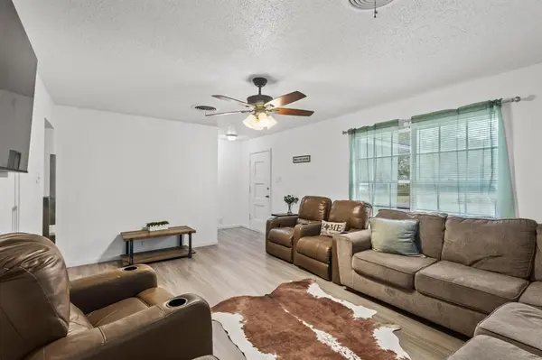 701 W Star Street, Denison, TX 75020