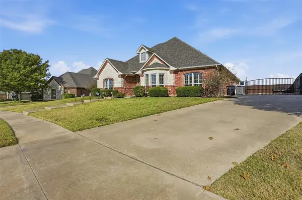 2219 Nottaway Drive, Cleburne, TX 76033