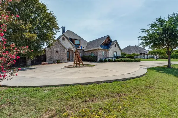 104 Tananger Springs Drive, Denison, TX 75021