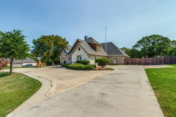 104 Tananger Springs Drive, Denison, TX 75021