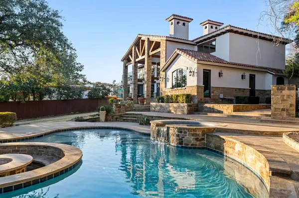 9930 Boat Club Road, Fort Worth, TX 76179