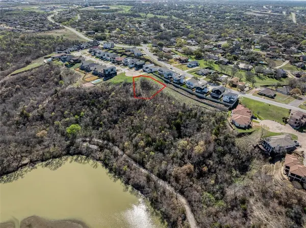 9080 Quarry Hill Court, Fort Worth, TX 76179