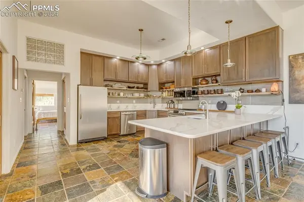 11150 W Highway 24, Crystola, CO 80819