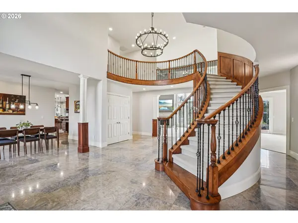 23044 SW ULSKY RD, West Linn, OR 97068