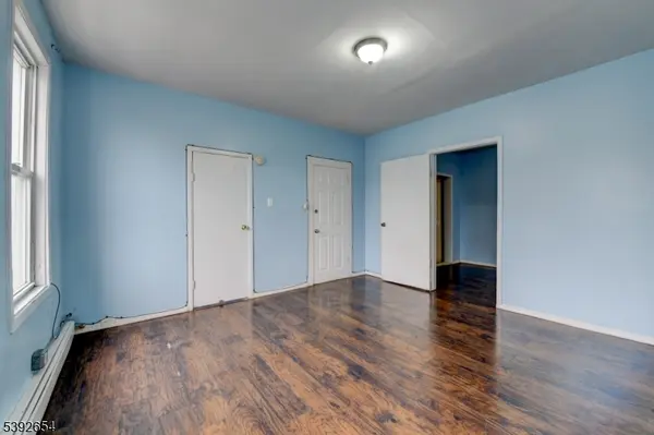 442 Elizabeth Ave, Elizabeth City, NJ 07206