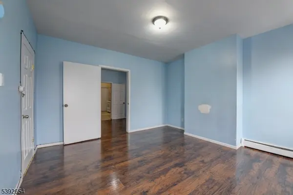 442 Elizabeth Ave, Elizabeth City, NJ 07206