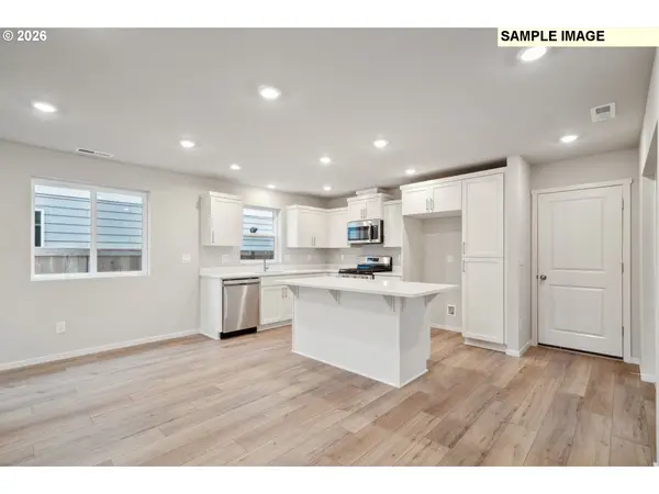 740 MERRIOTT LN, Woodburn, OR 97071