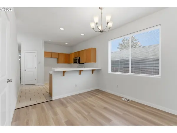 4236 NE 76TH AVE, Portland, OR 97218