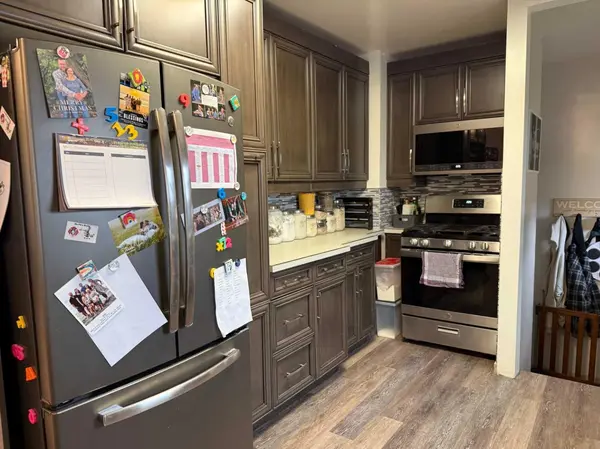 306 4 AVE W, Burdett, AB T0K0J0