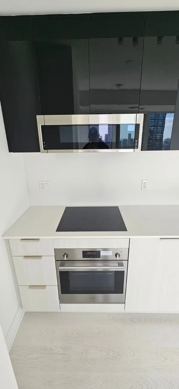 308 Jarvis ST #2713, Toronto C08, ON M5B 0E3