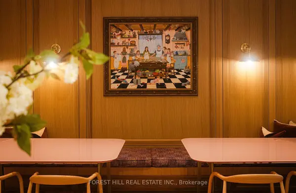 221 Forest Hill RD, Toronto C03, ON M5P 2N3