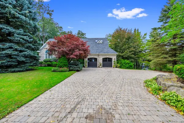 235 LAKEWOOD DR, Oakville, ON L6K 1B3