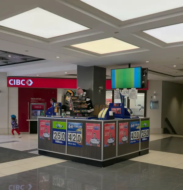 2340 Dundas ST W, Toronto W02, ON M6P 4A9