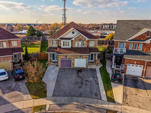 101 Eastview Gate, Brampton, ON L6P 2G7