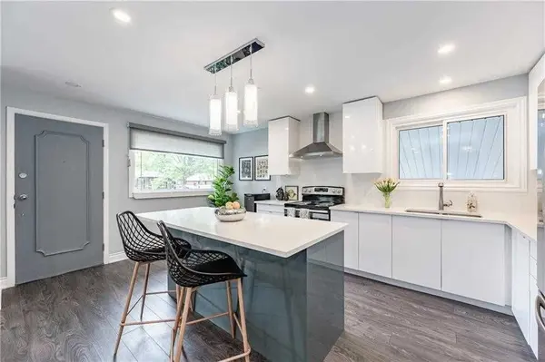 118 Briarwood CRES, Hamilton, ON L9C 4C4