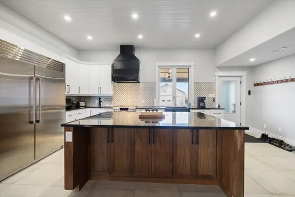 12099 County 38 RD, North Dundas, ON K0C 2K0