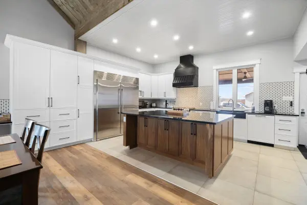 12099 County 38 RD, North Dundas, ON K0C 2K0