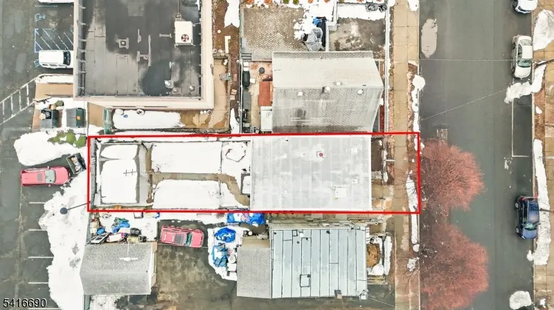 82 Randolph Ave, Clifton City, NJ 07011