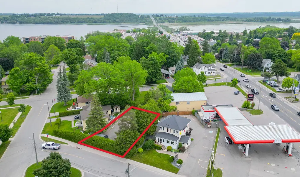 25 Wilbur AVE, Scugog, ON L9L 1J4