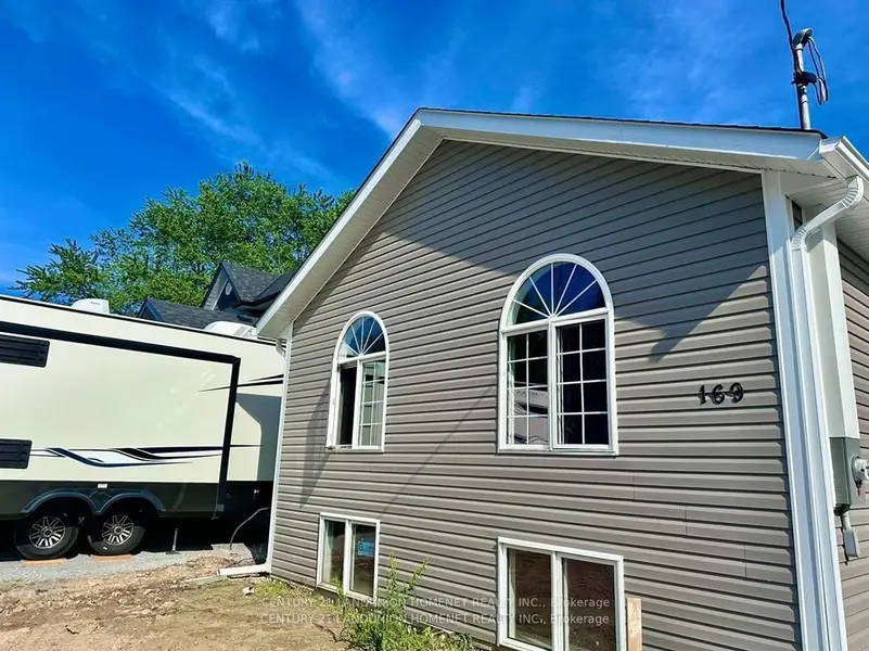 169 Garden AVE E ##Bsmnt, Georgina, ON L4P 2L2