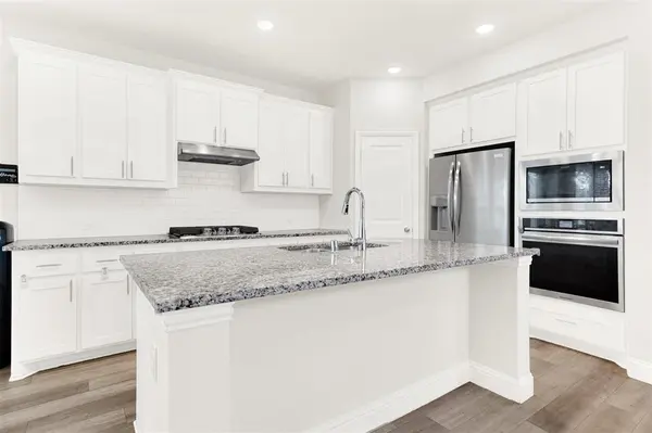 2820 Claude White Creek, Mckinney, TX 75071