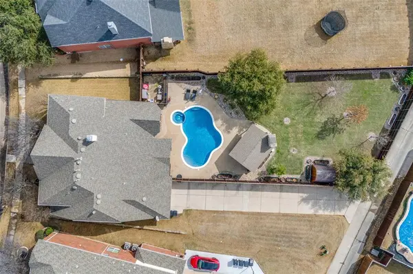 3827 W Crescent Way W, Frisco, TX 75034