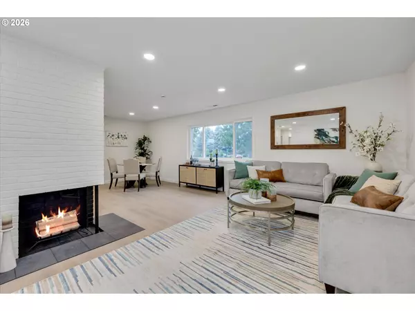 Portland, OR 97233,18124 SE STEPHENS ST