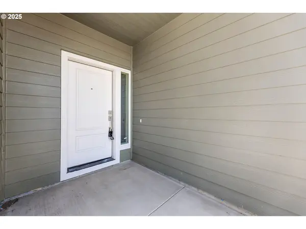 6107 NE 45th CT, Vancouver, WA 98661