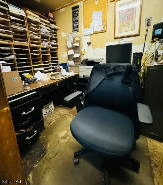 659 Elizabeth Ave, Elizabeth City, NJ 07206