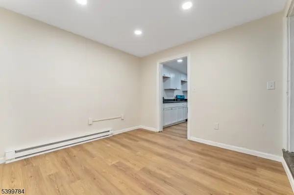 253 Washington St, Phillipsburg Town, NJ 08865