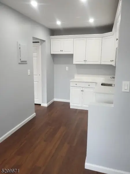 195 Main St #3B, Millburn Twp., NJ 07041