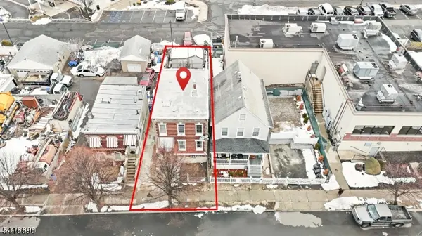 82 Randolph Ave, Clifton City, NJ 07011