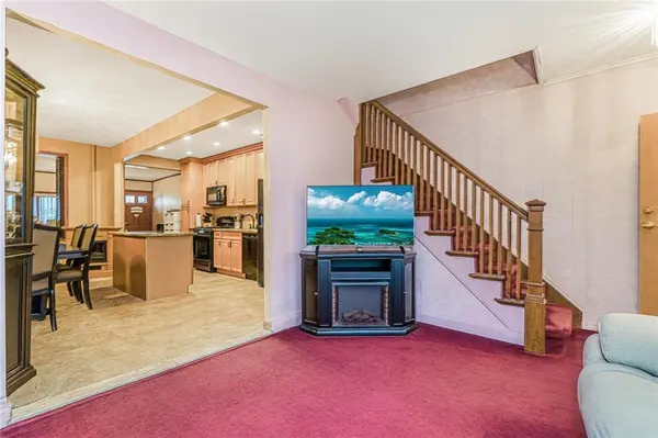 1646 72nd ST, Brooklyn, NY 11204