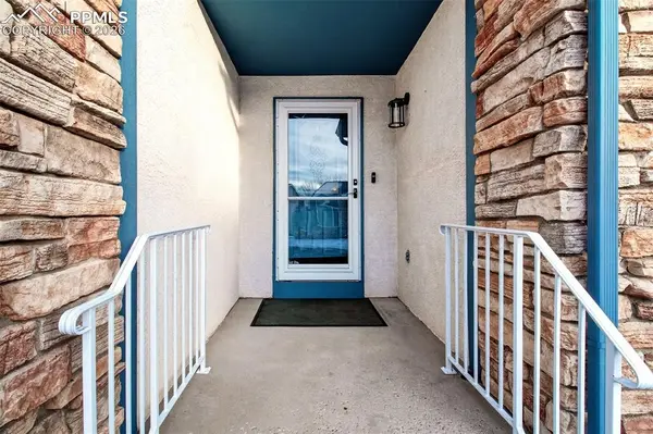 3927 Coral PT, Colorado Springs, CO 80917