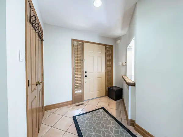 45 Grasett CRES, Barrie, ON L4N 6Z6