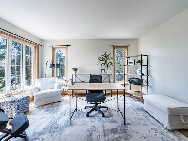 45 Grasett CRES, Barrie, ON L4N 6Z6