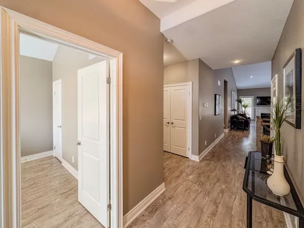 3 Cedar DR, Niagara-on-the-lake, ON L0S 1J1