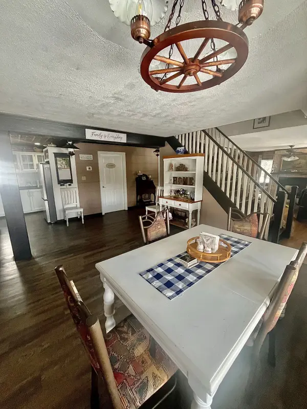 461 Lower Faraday RD, Faraday, ON K0L 1C0