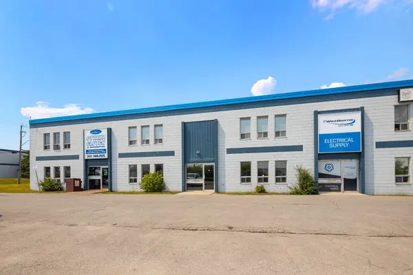 1183 Newmarket ST, Alta Vista And Area, ON K1B 3V1