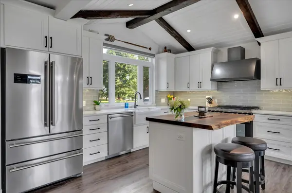 2151 Little Chipmunk RD, Douro-dummer, ON K0L 2H0