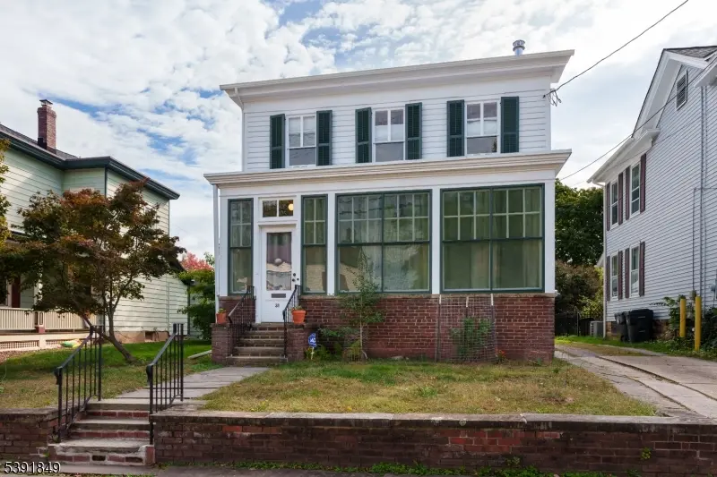 31 E Main St, Flemington Boro, NJ 08822