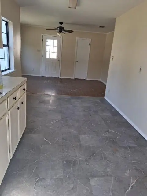 2761 Waggoner Avenue, Shreveport, LA 71108