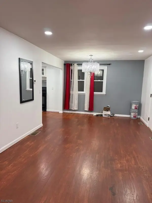 217 S 20Th Ave, Manville Boro, NJ 08835