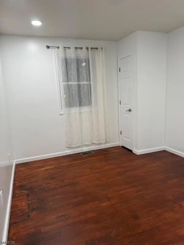 217 S 20Th Ave, Manville Boro, NJ 08835