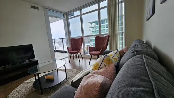 19 Singer CT #1011, Toronto C15, ON M2K 0B2