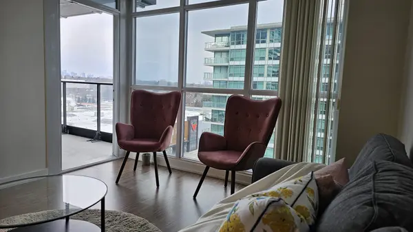 19 Singer CT #1011, Toronto C15, ON M2K 0B2