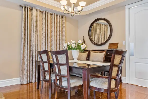 3402 Buena Vista CT, Oakville, ON L6L 6W6