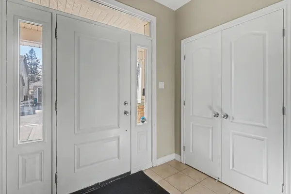 182 Helen Rapp WAY, Blossom Park - Airport And Area, ON K1T 0P6