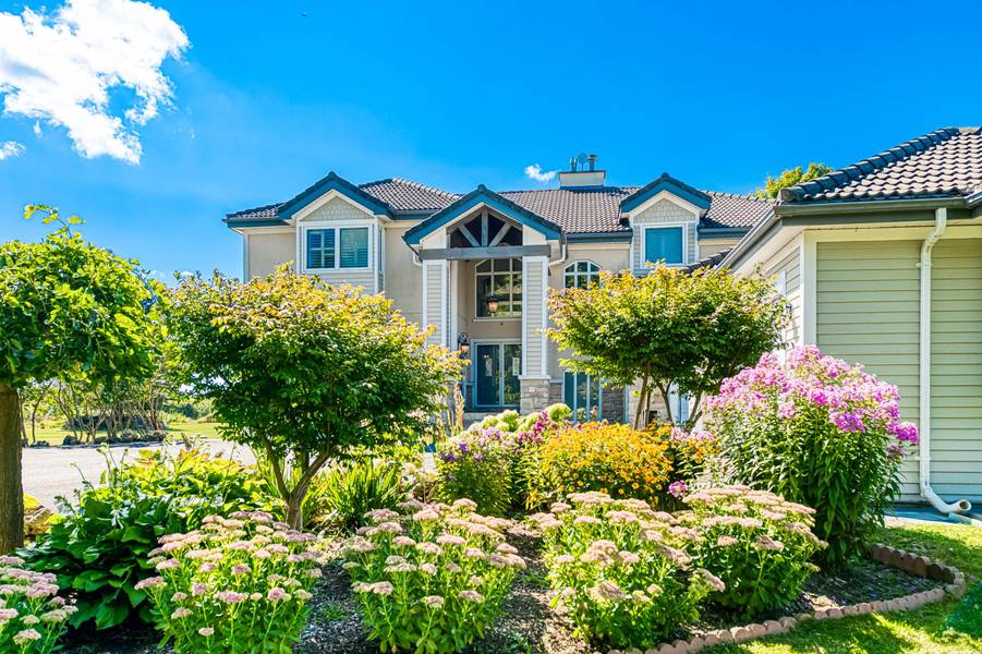 2477 Hornes RD, East Gwillimbury, ON L0G 1R0