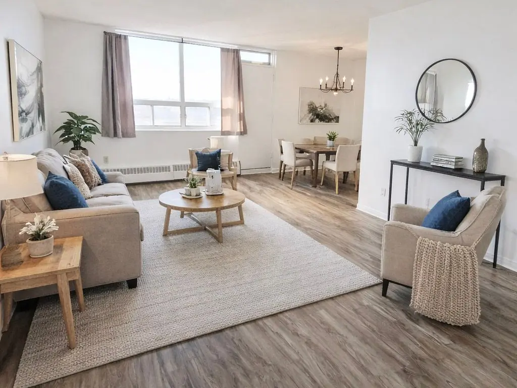 3145 Queen Frederica DR #806, Mississauga, ON L4Y 3A7